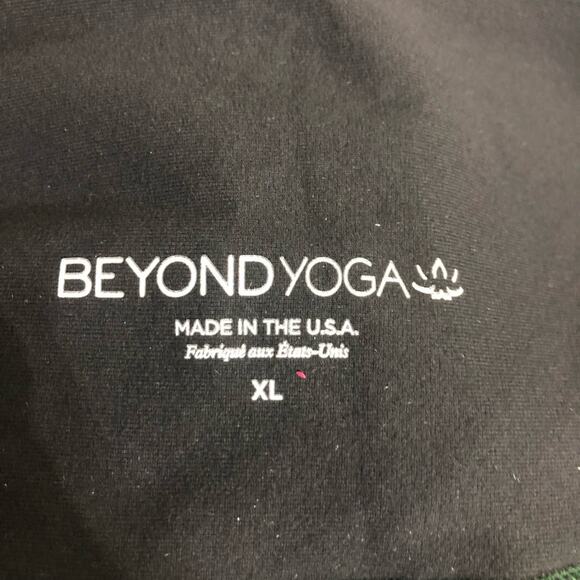 Beyond Yoga Velvet Motion High Waisted Midi Leggings Forest Green XL NWT - Picture 9 of 10